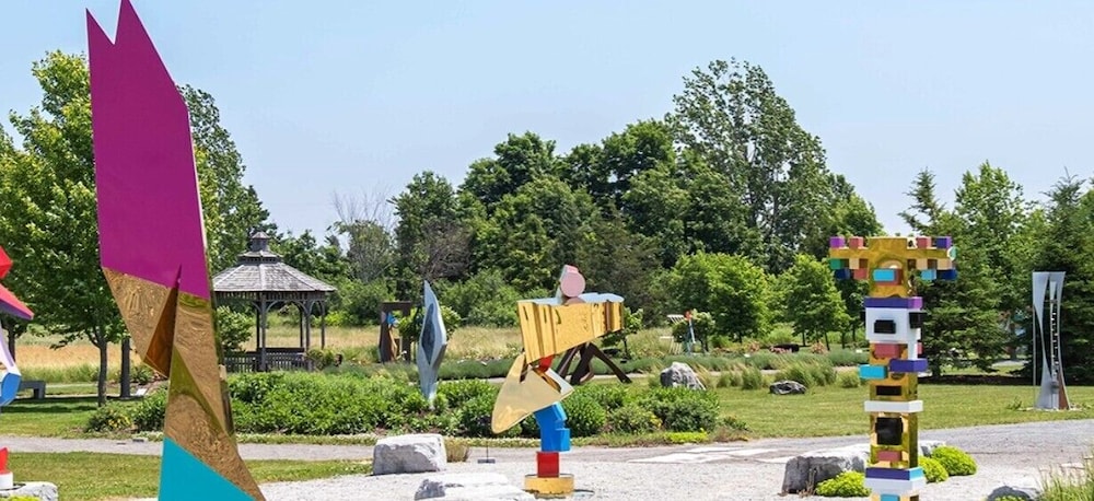 Huff Estates Inn & Winery 38/48