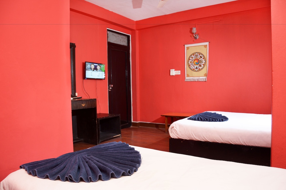 Hotel Silver Home 26/37