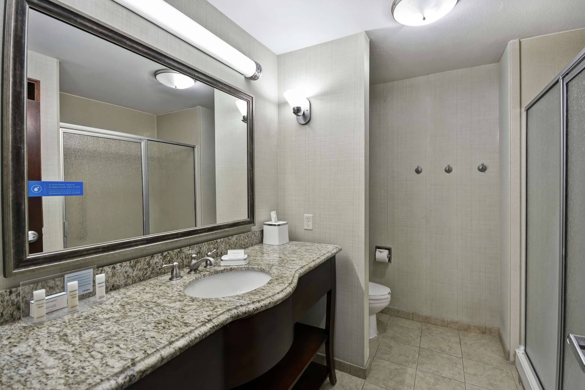STUDIO, KING BED, ACCESSIBLE