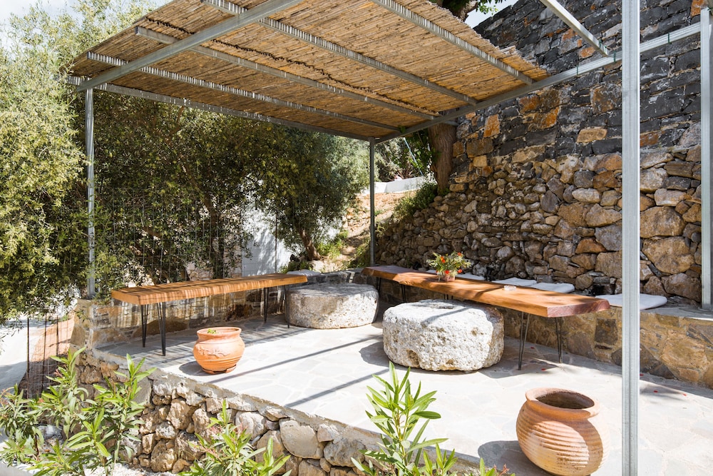 Monastery Estate Guesthouse 20/48