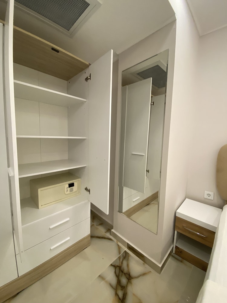 Huma Elite Hotel 35/36