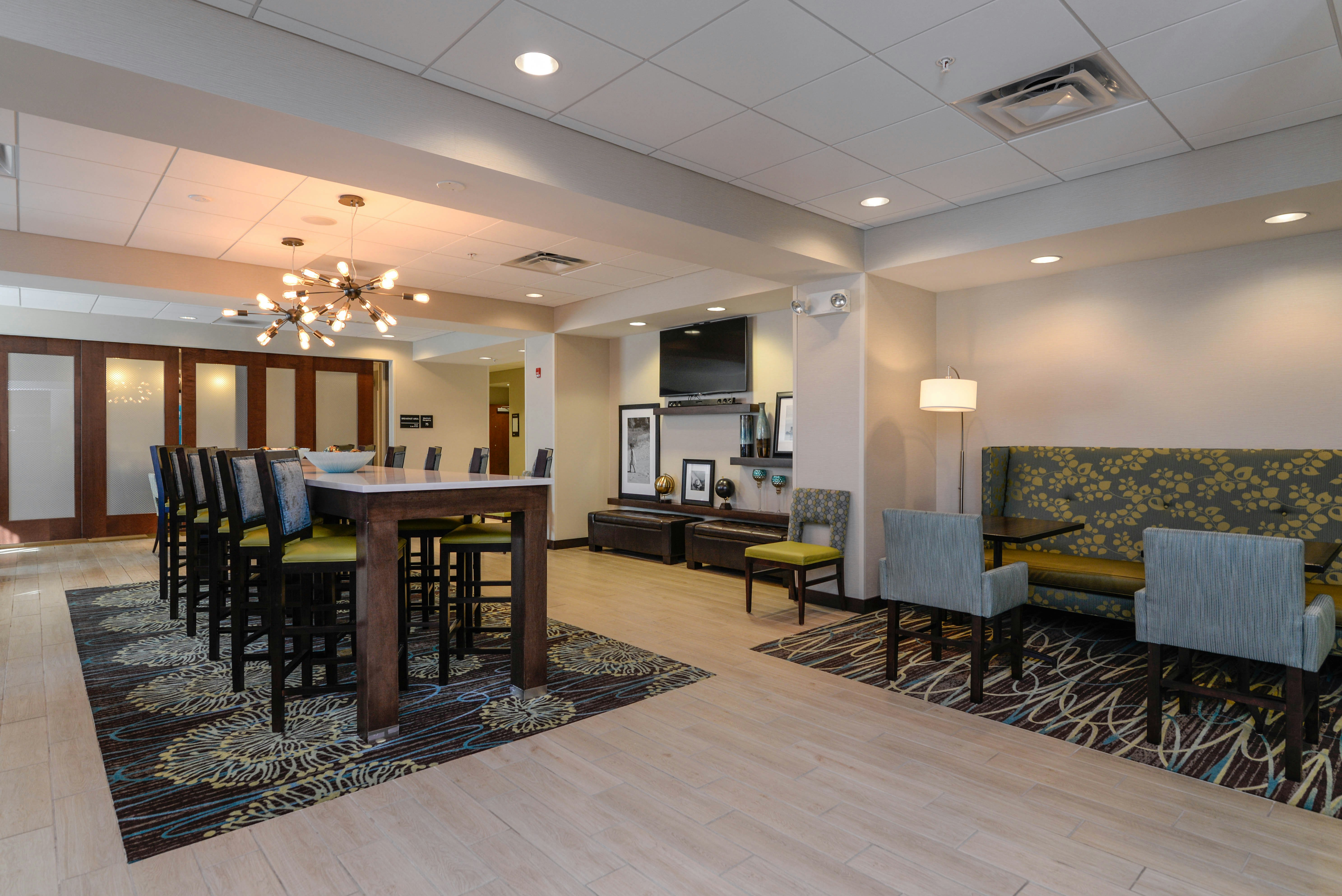 Hampton Inn Brighton Mi 39/60