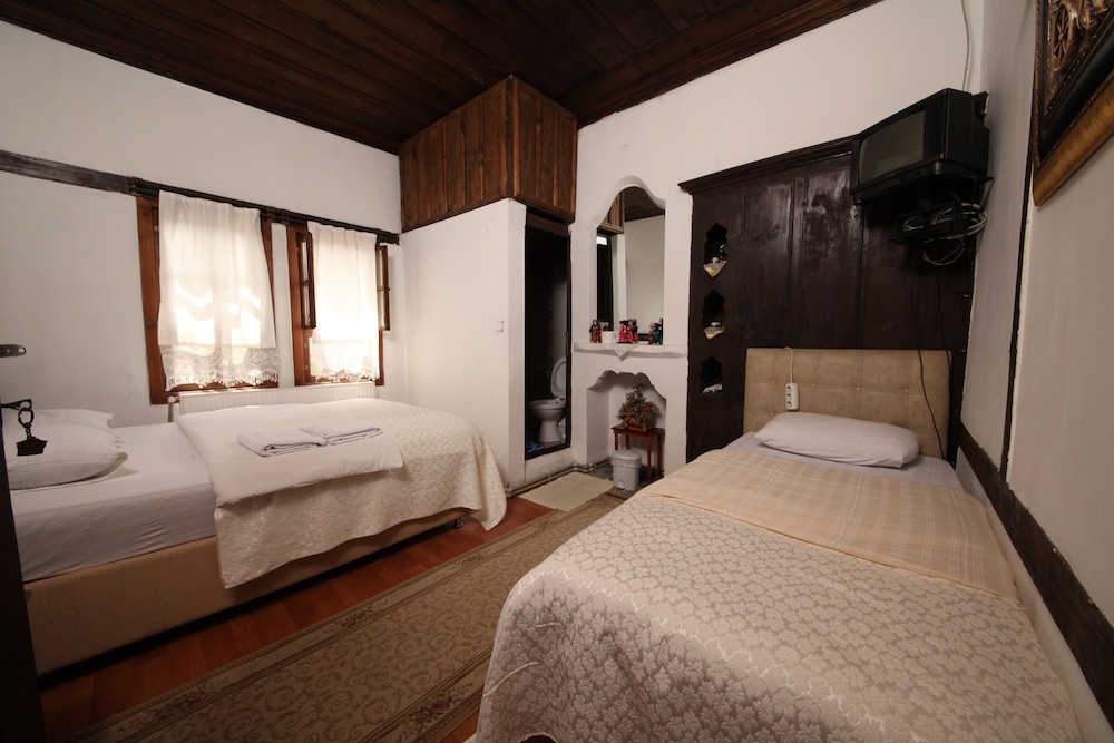 Efe Guest House 12/34