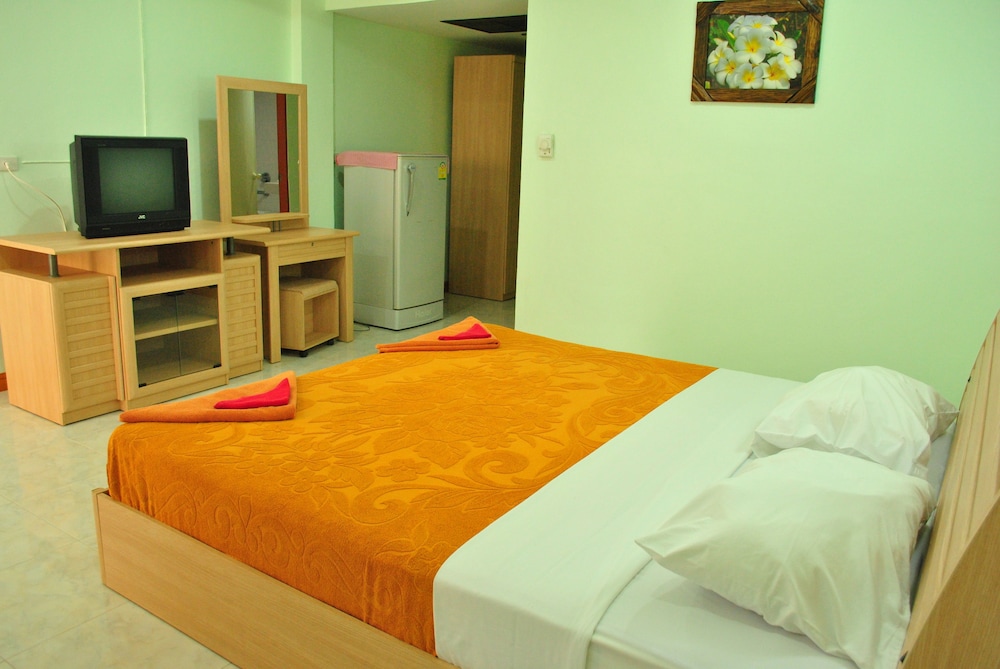 Karon Village Hotel 27/49