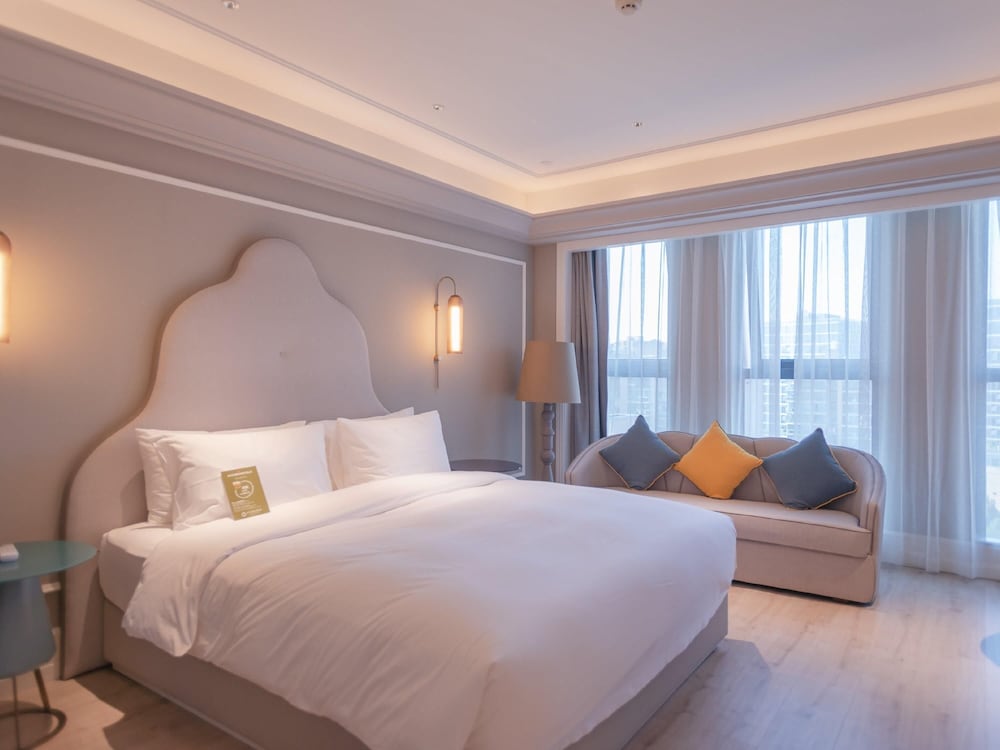 Mercure Hangzhou East Railway Station 15/56