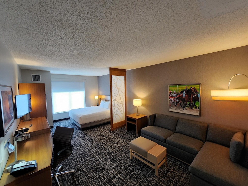 Hyatt Place at The Hollywood Casino Pittsburgh South 43/60