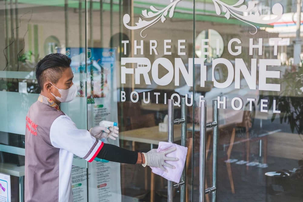Three Eight Front One Boutique Batu 21/64