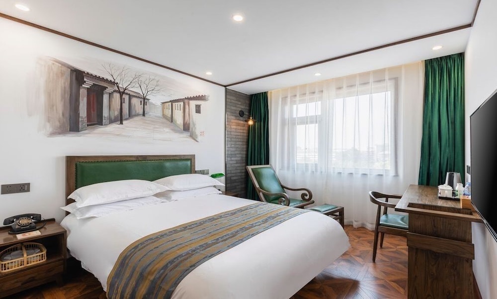 Time Walk Nostalgic Theme Hotel Beijing Prince Gongfu 24/40