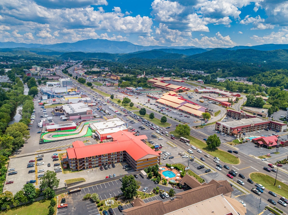 Americana Inn a Travelodge by Wyndham 43/50
