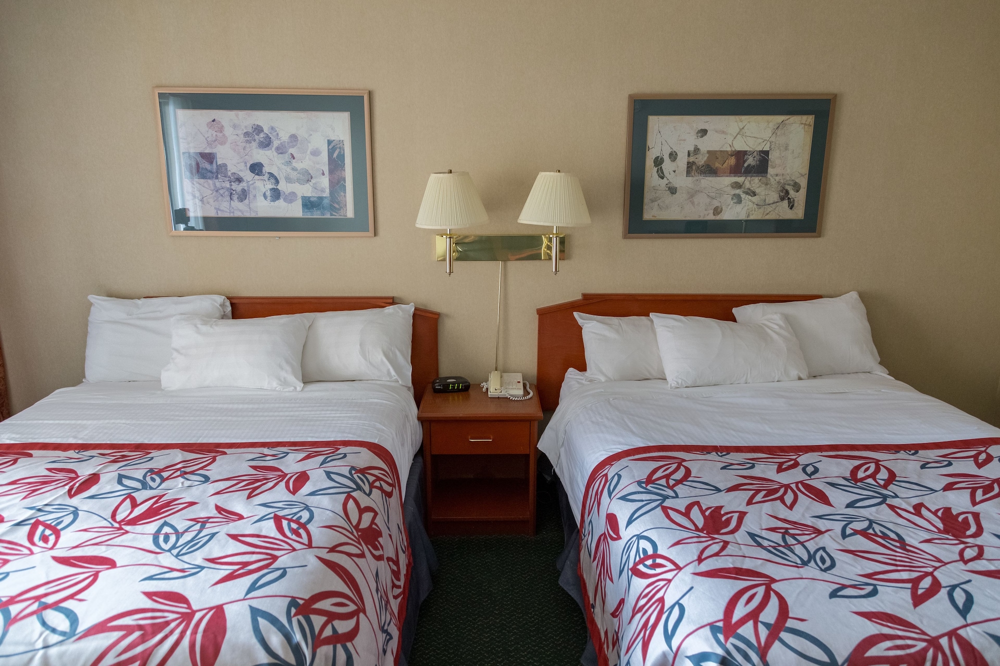 Room, 2 Queen Beds, Beach Front