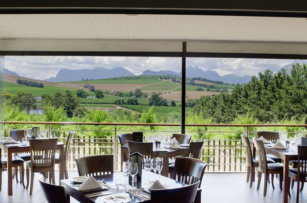 Clos Malverne Wine Estate Accommodation 30/46