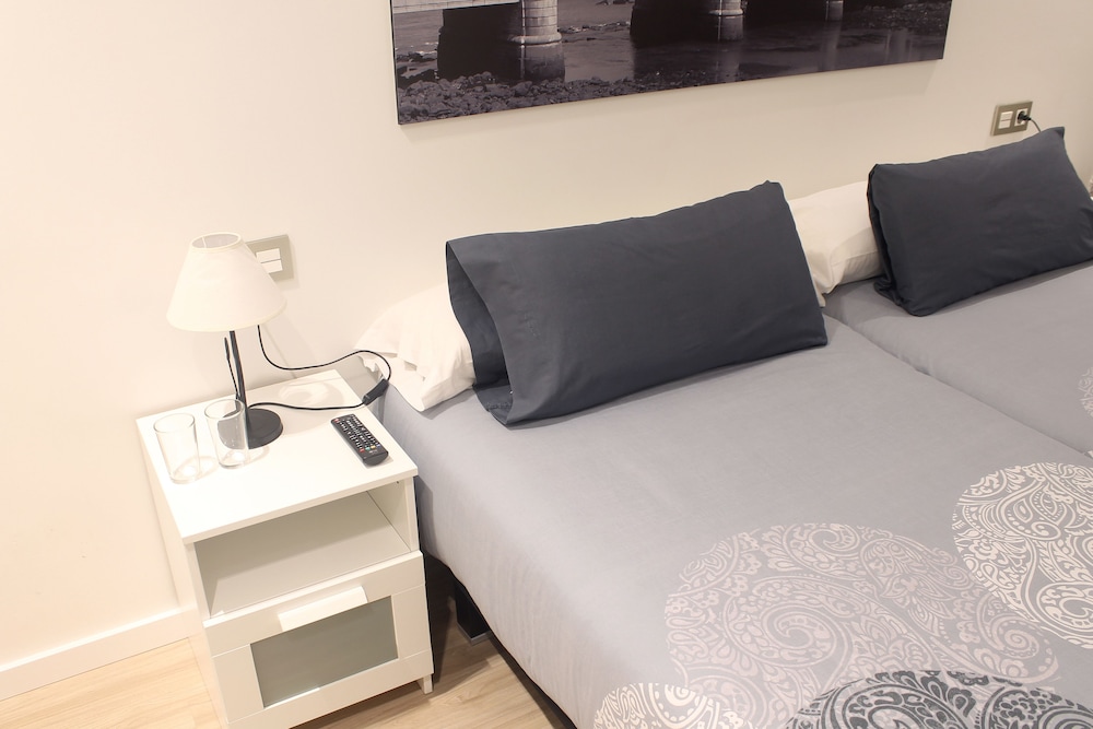 Talaia Hostel 12/32