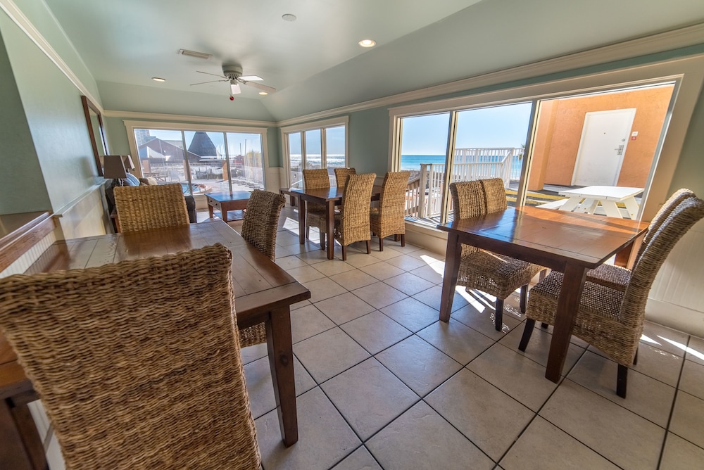 Seahaven Beach Hotel 53/69
