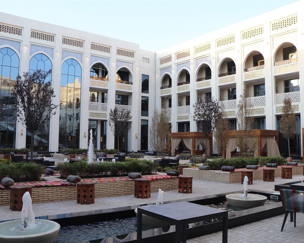 Farovon Khiva Hotel 38/41