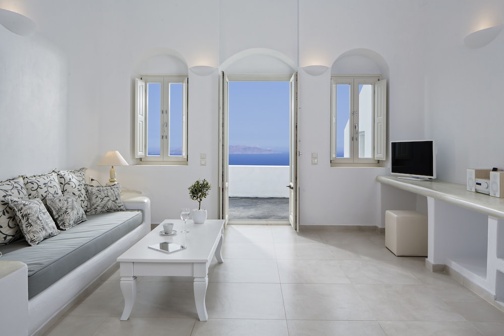 Amber Light Villas 54/70