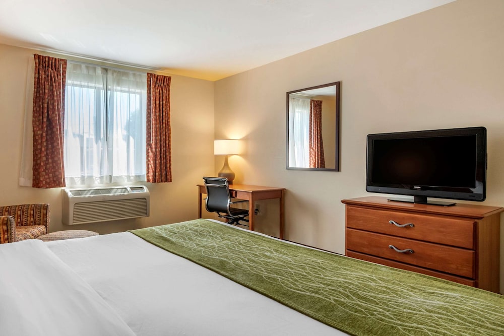 Comfort Inn Williamsport, PA 9/43