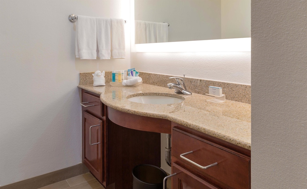HOMEWOOD SUITES BY HILTON MIAMI - AIRPORT WEST 31/40