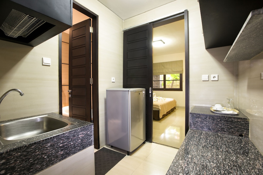 Inkuta Residence And Villa 28/32