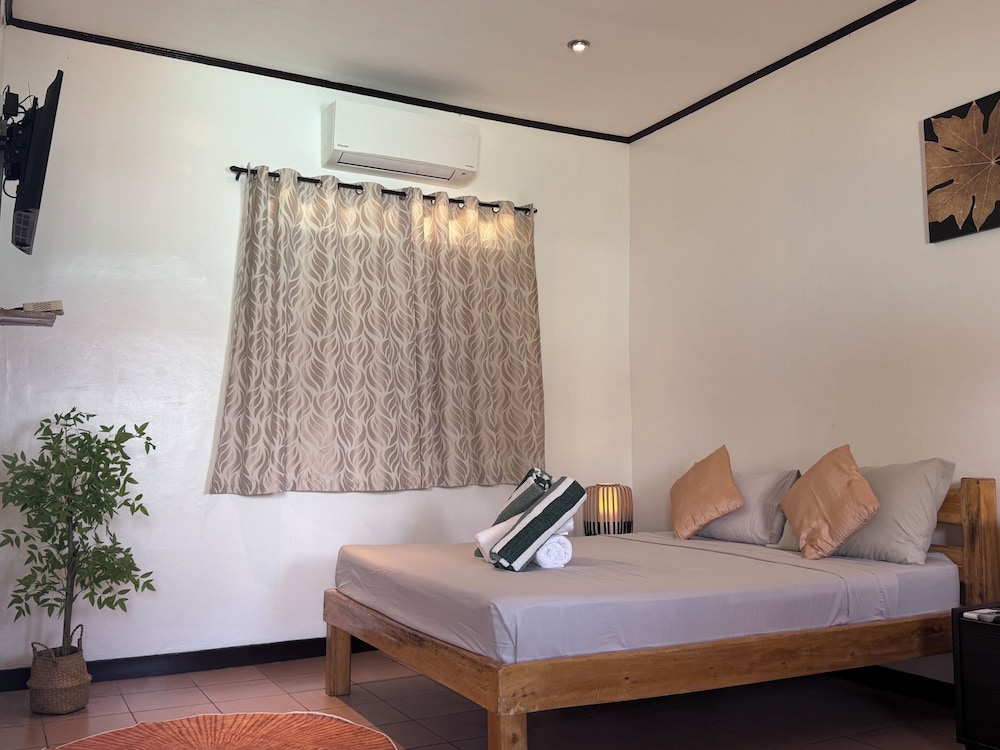 Cliffside Resort Panglao 51/68