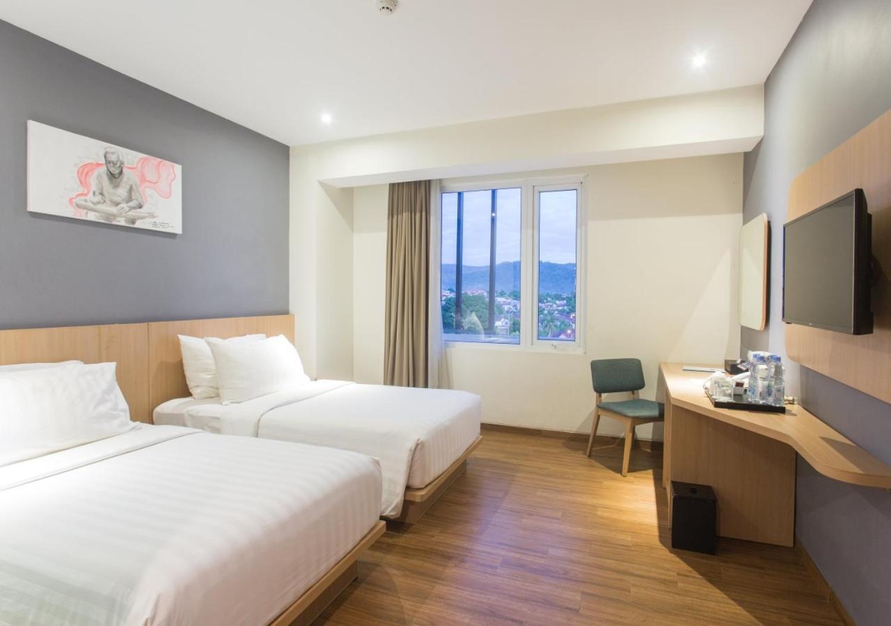 Deluxe Twin Bayview Room