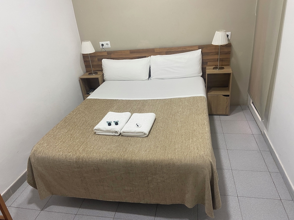 ROOM, DOUBLE BED, PRIVATE BATHROOM