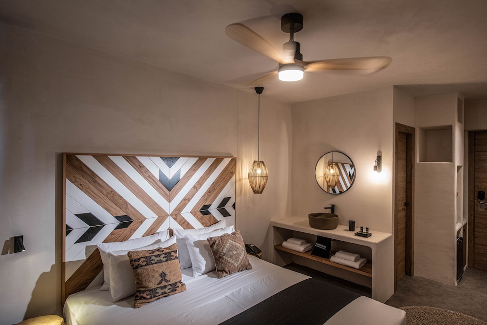 Indigo Inn Casa 15/40