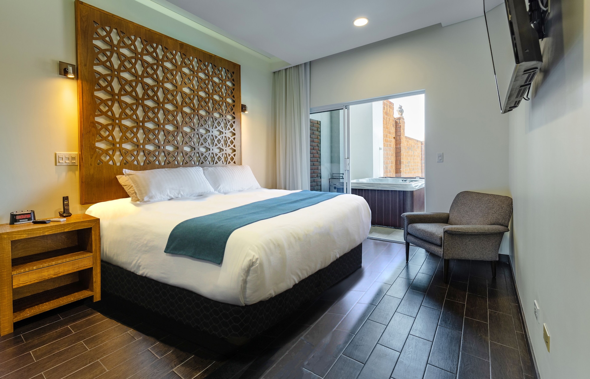 Master, California, Suite, King Bed, Adult Only