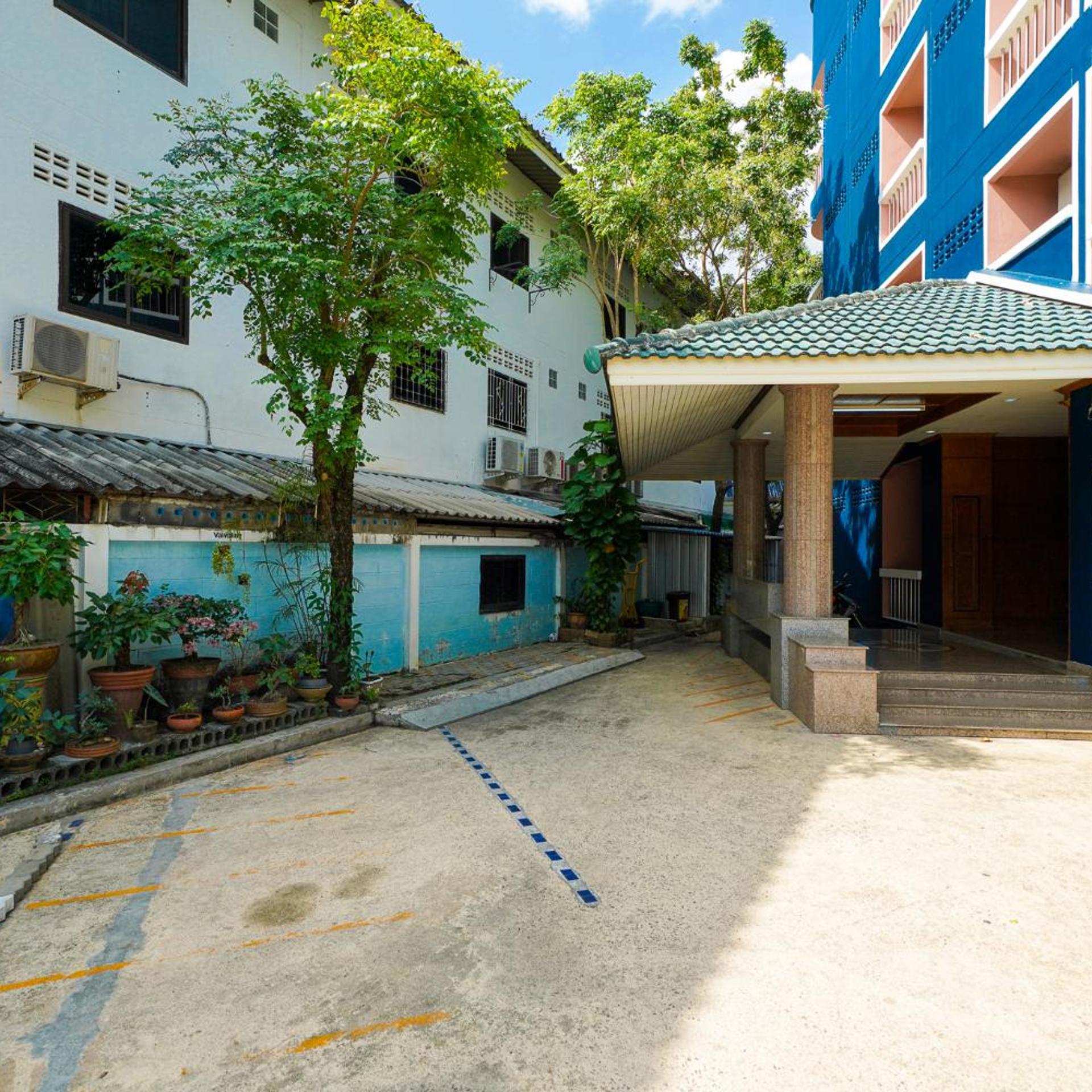 Mayfa Hotel 54/58