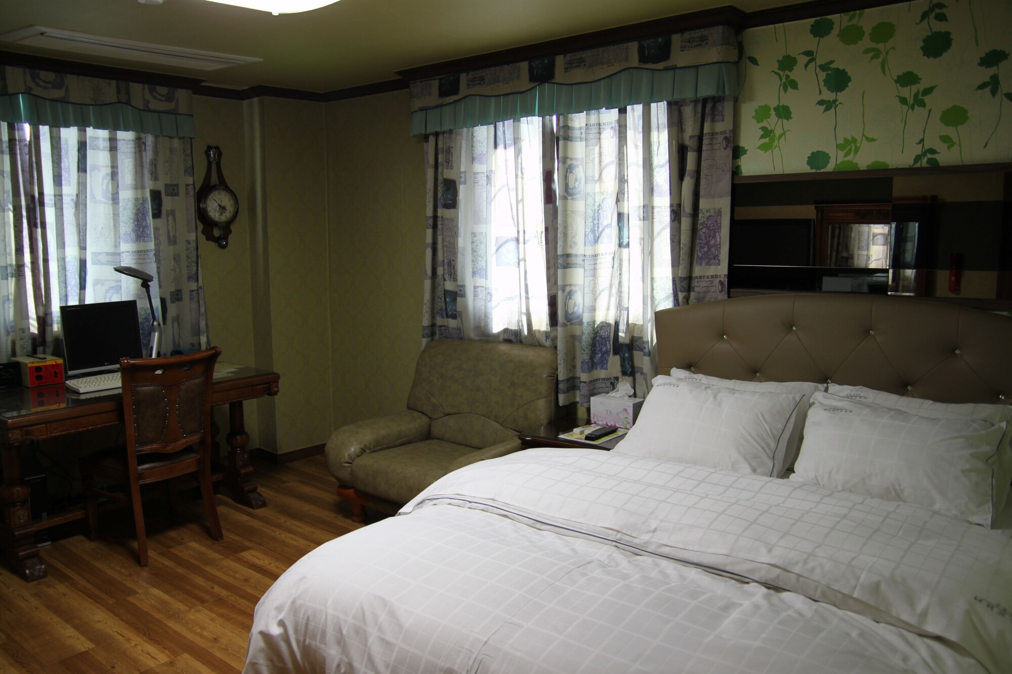 STANDARD, DOUBLE BED