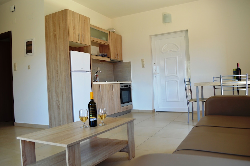 Matala Bay Apartments 37/64