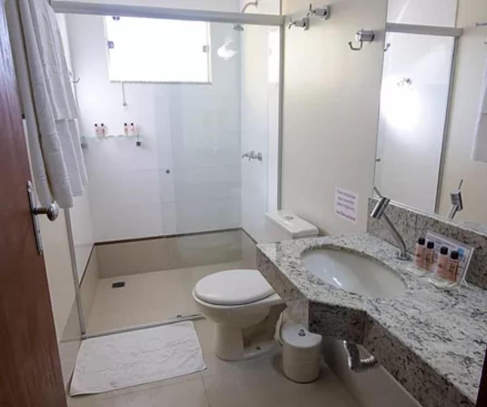 Marrua Hotel 46/49