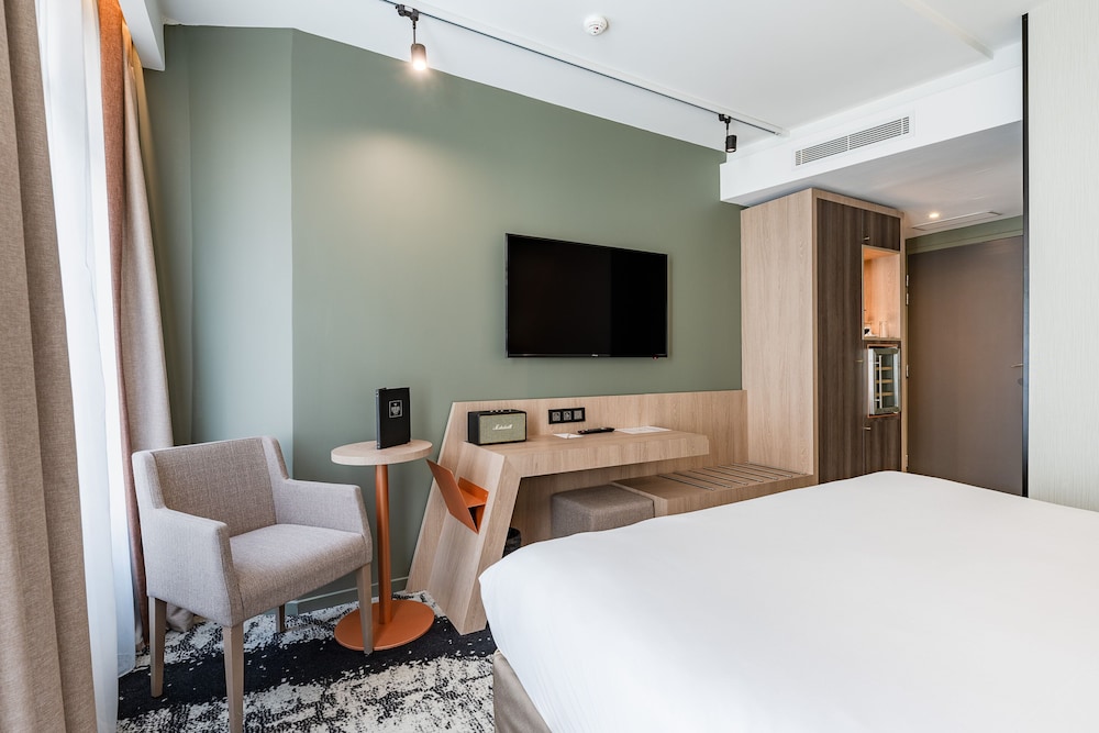 Hotel B55 33/45