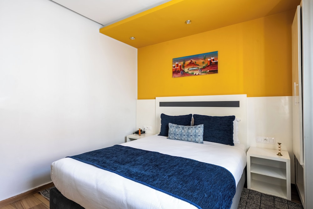 STANDARD, DOUBLE BED