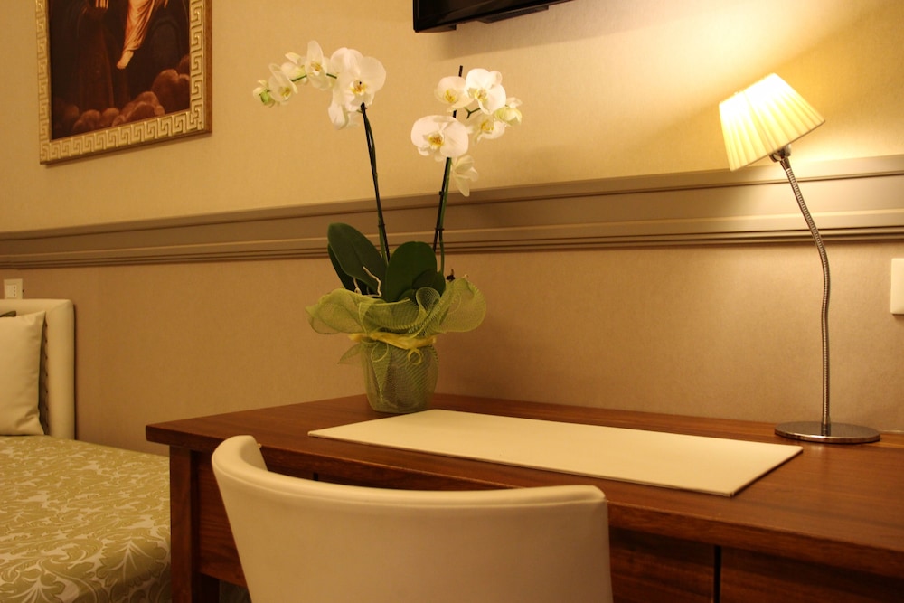 Basilica Hotel 10/50