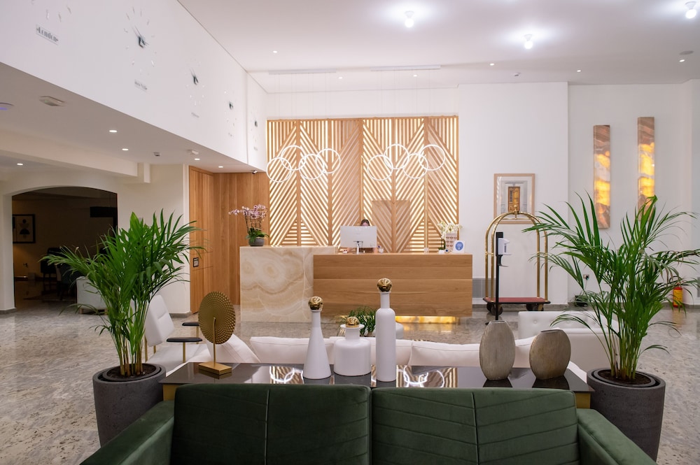 PATRAS PALACE HOTEL 32/50