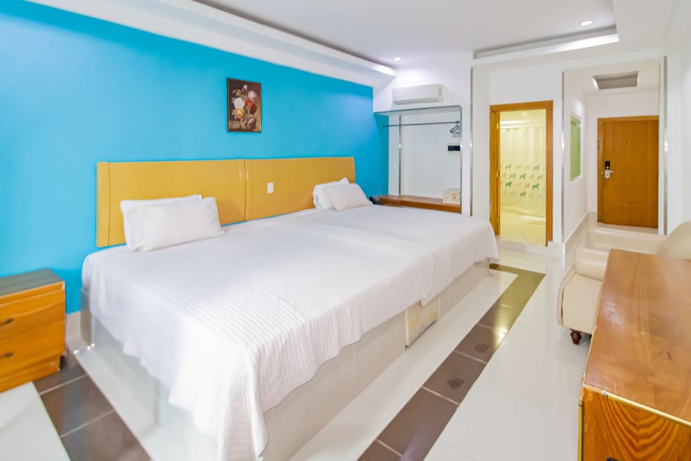 La Casona Dorada 12/56