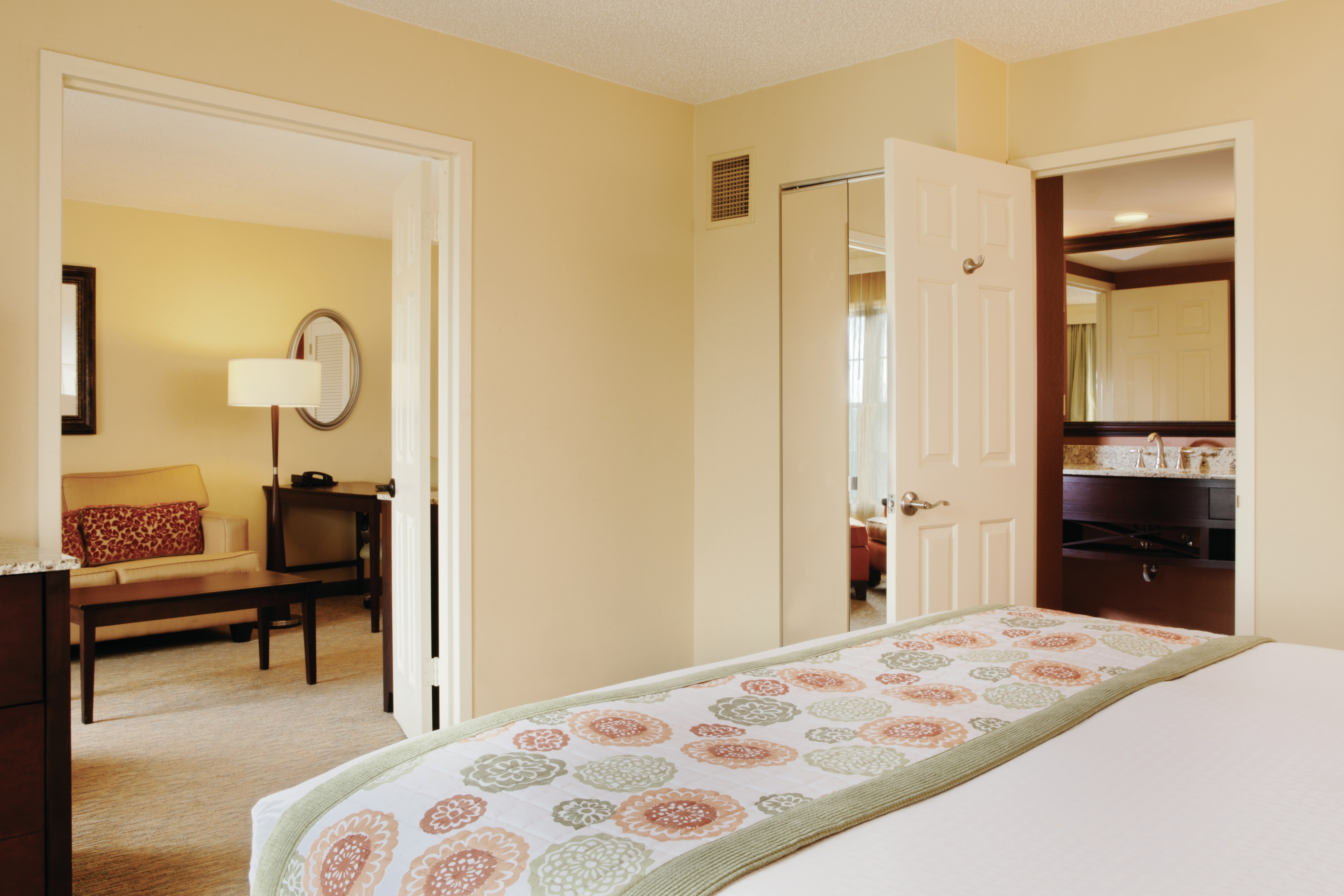 Doubletree Suites by Hilton at The Battery Atlanta 29/81