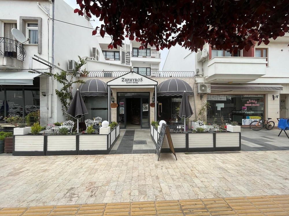 Zephyros City Otel 42/47