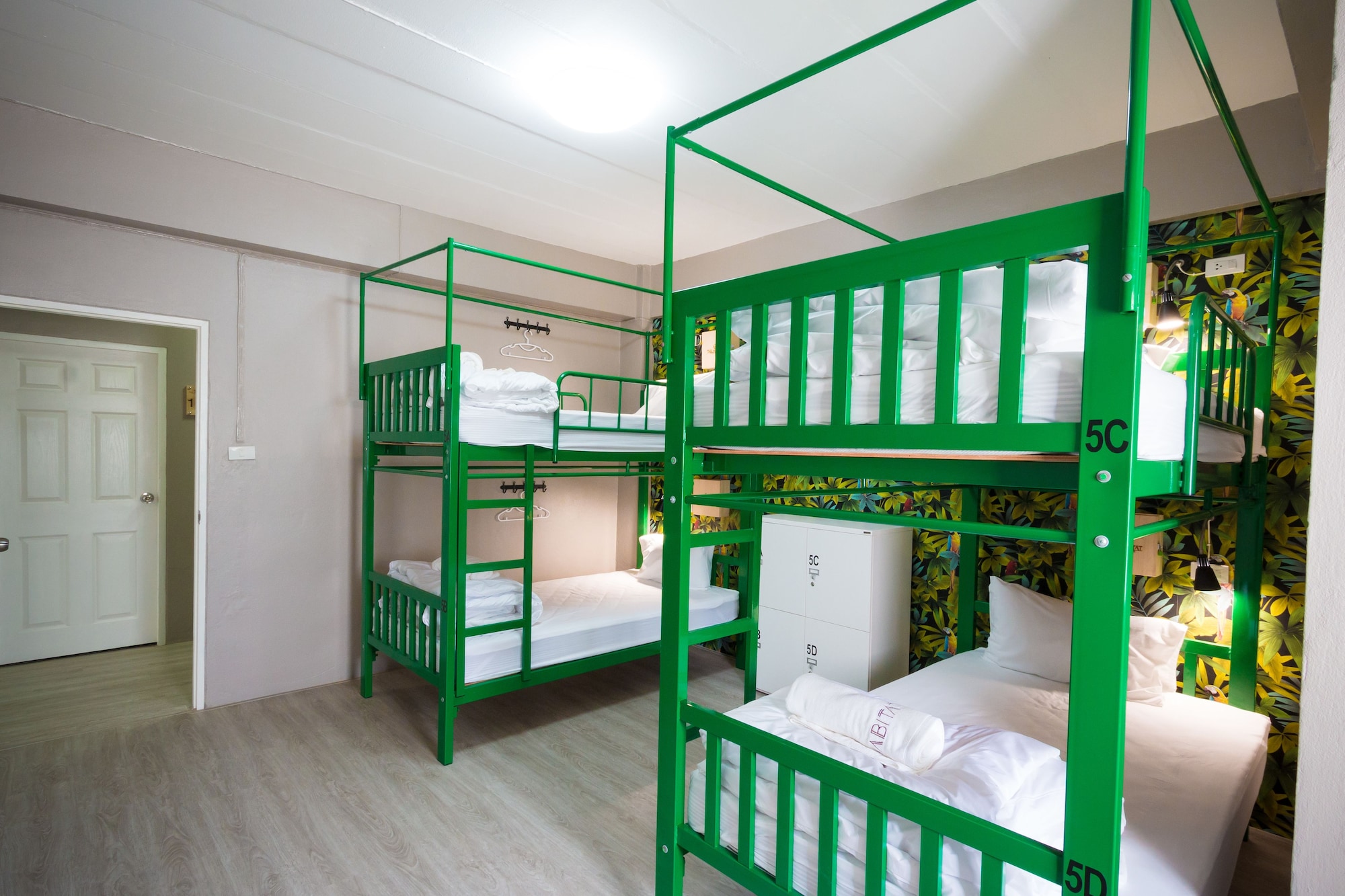 Mixed Dorm, 4 Beds, 2 Bunk Beds