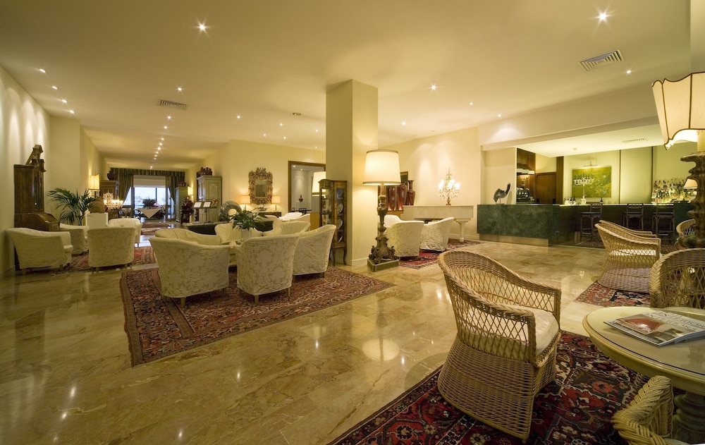 National Hotel 8/68