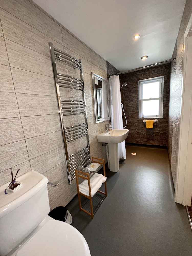 Spilman Hotel 40/44