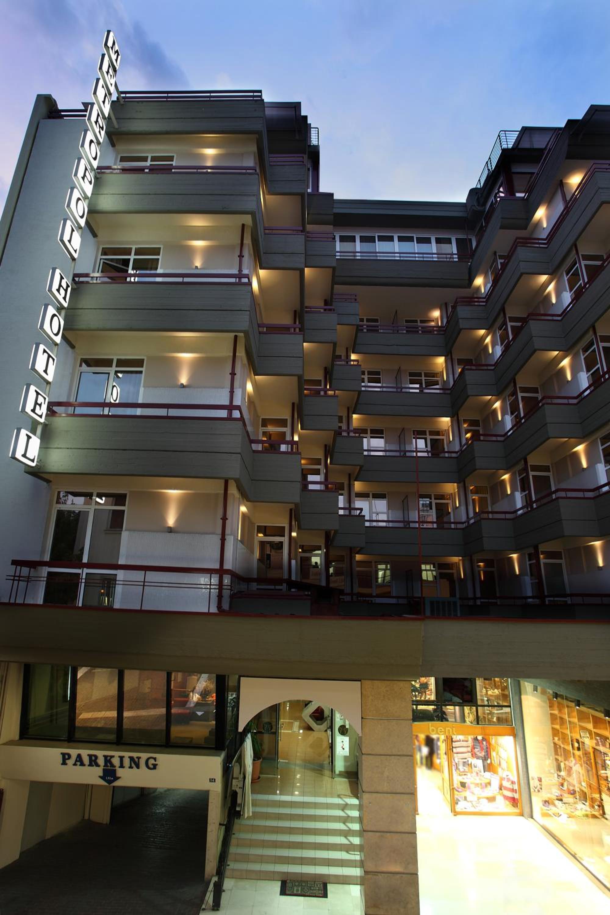 Hotel Metropol 1/50