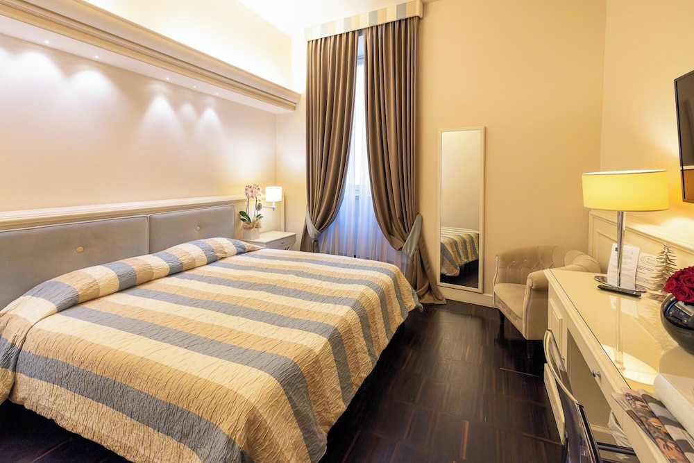 Hotel Patria Pistoia 19/50