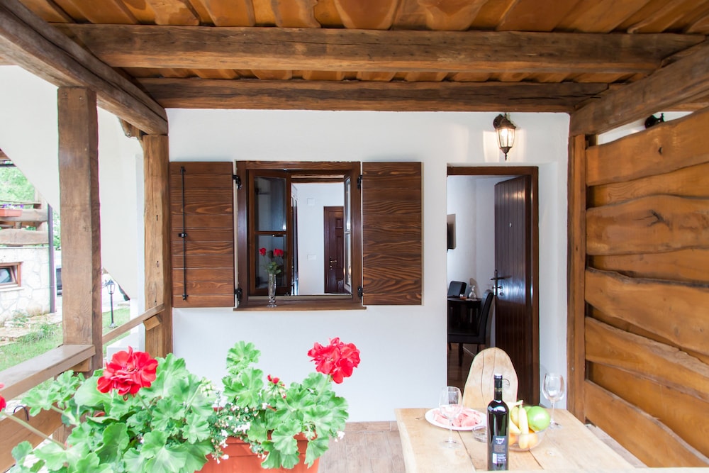 Plitvica Lodge 4/50
