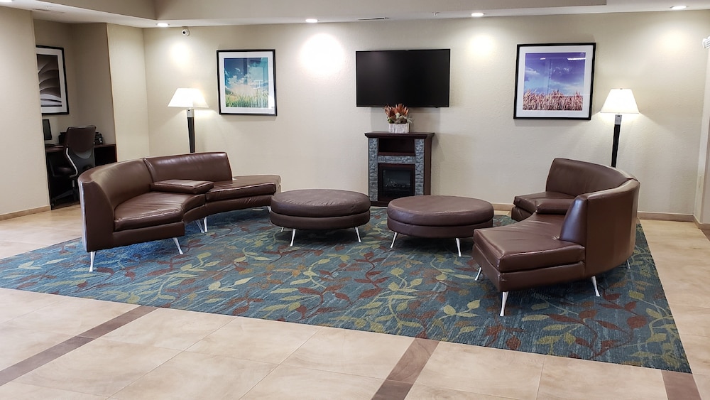 Candlewood Suites Woodward 22/42