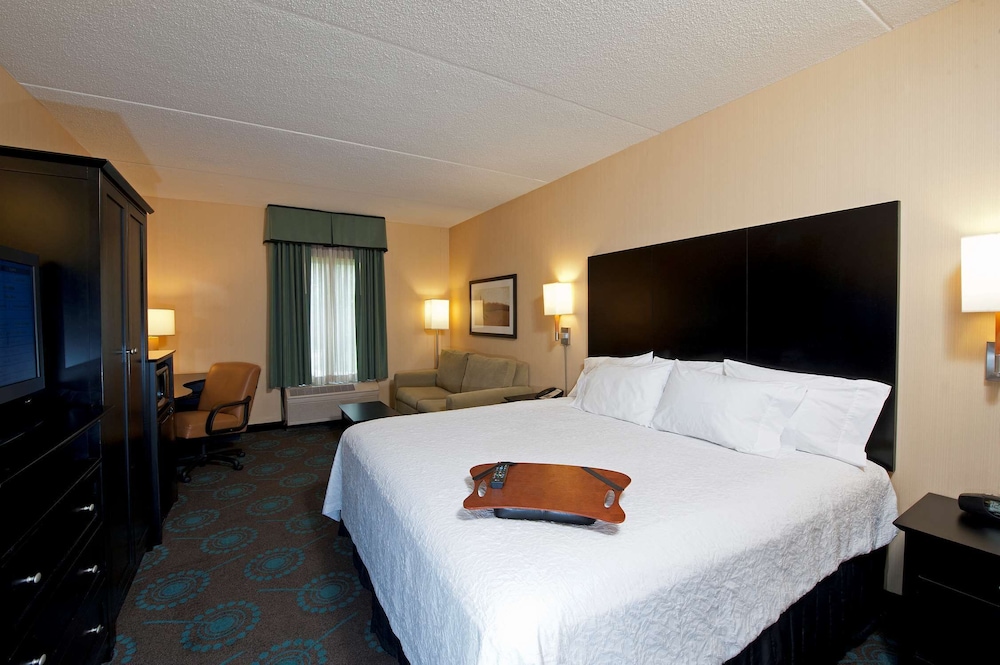 Hampton Inn Bloomington 23/62