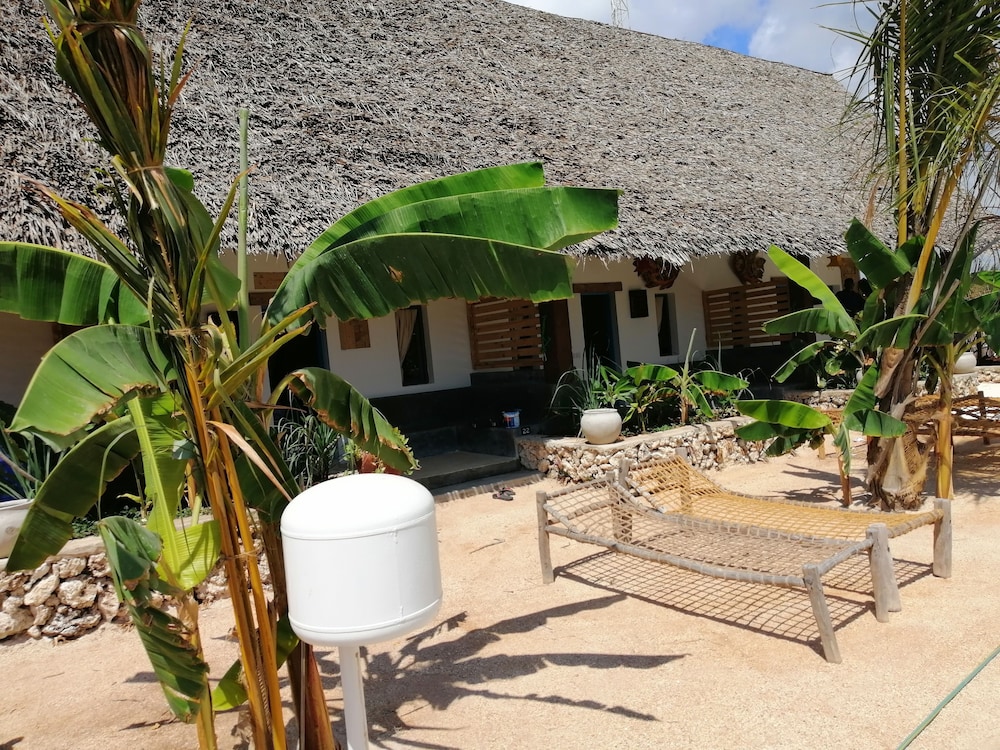 Fun Beach Resort 38/50