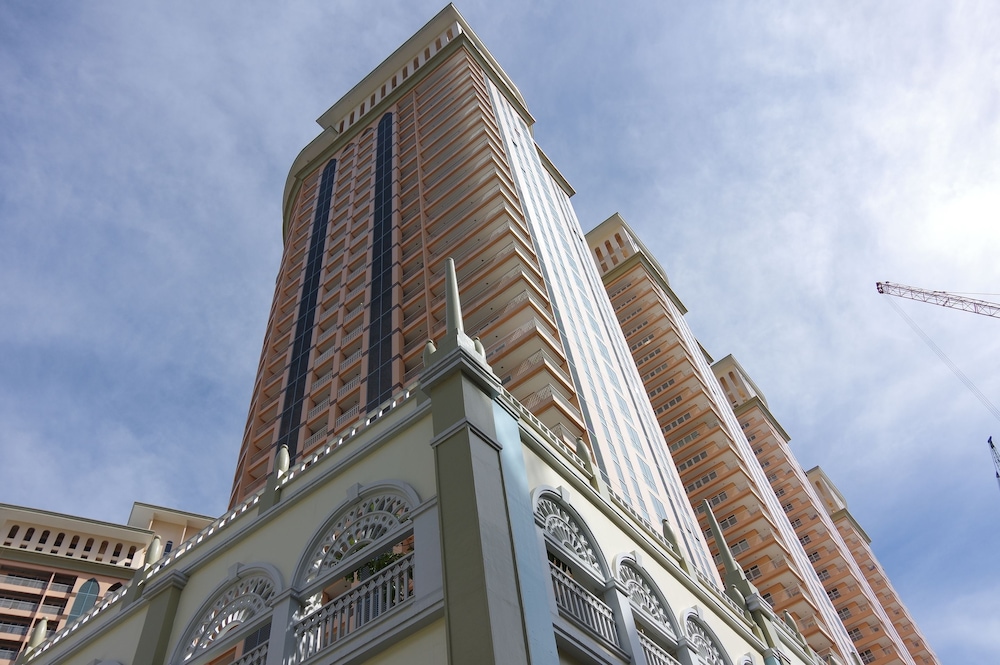 Luxe In Venice - The Venice Residences 2/68