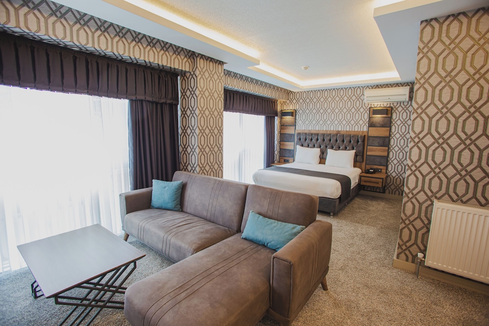 Prusias Otel 20/38