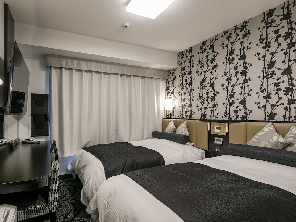 ROOM, TWIN BEDS, HIGH FLOOR